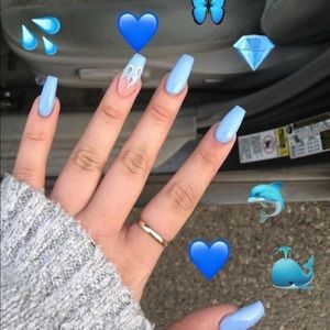 Meet your Posher, Nicoll